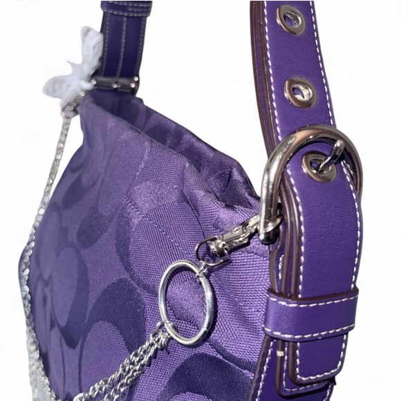 Purple coach shoulder bag/ converts into crossbody as well,with chain charm - Picture 7 of 7